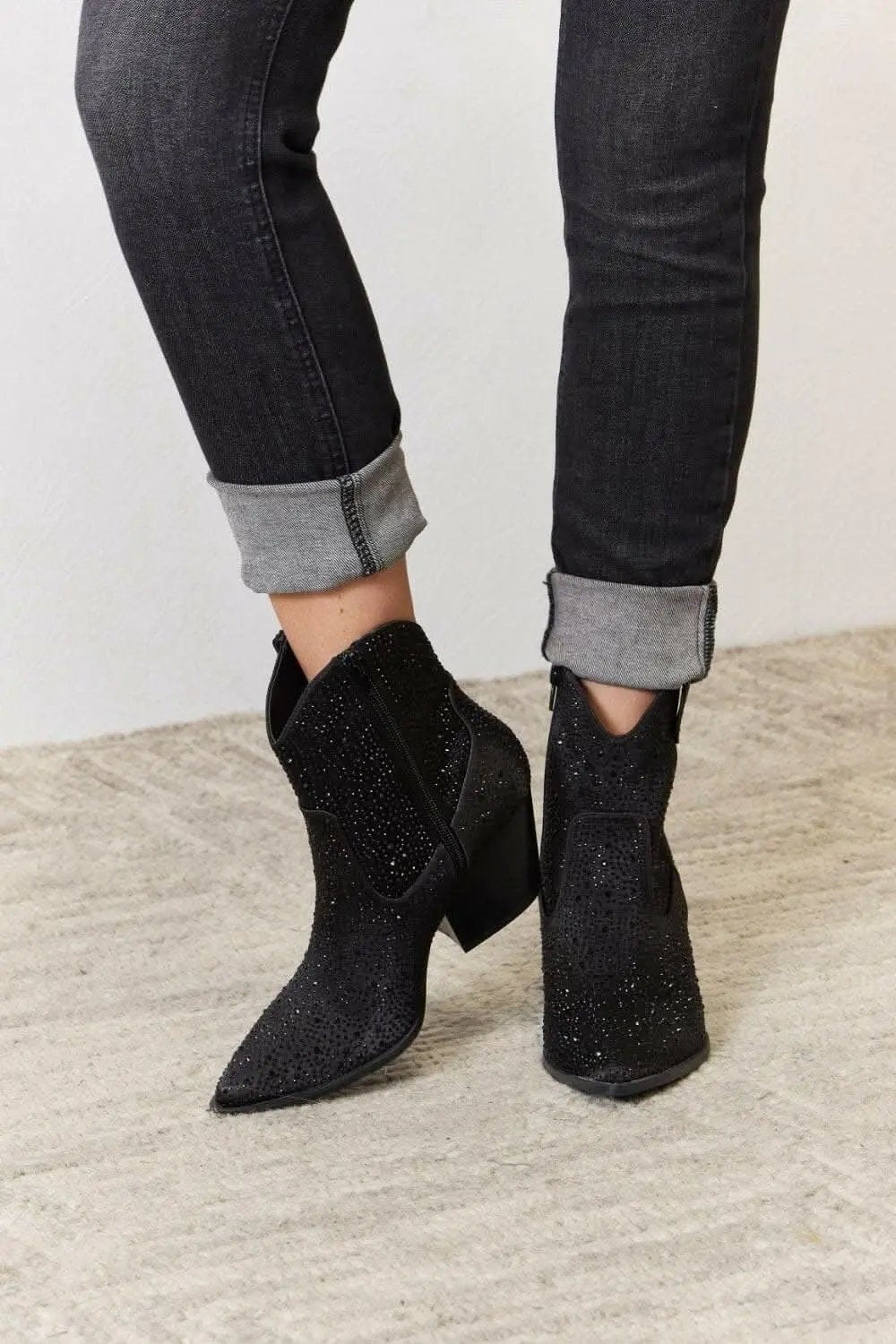 Sparkling Rhinestone Cowgirl Booties with a Touch of Glamour - Love Salve